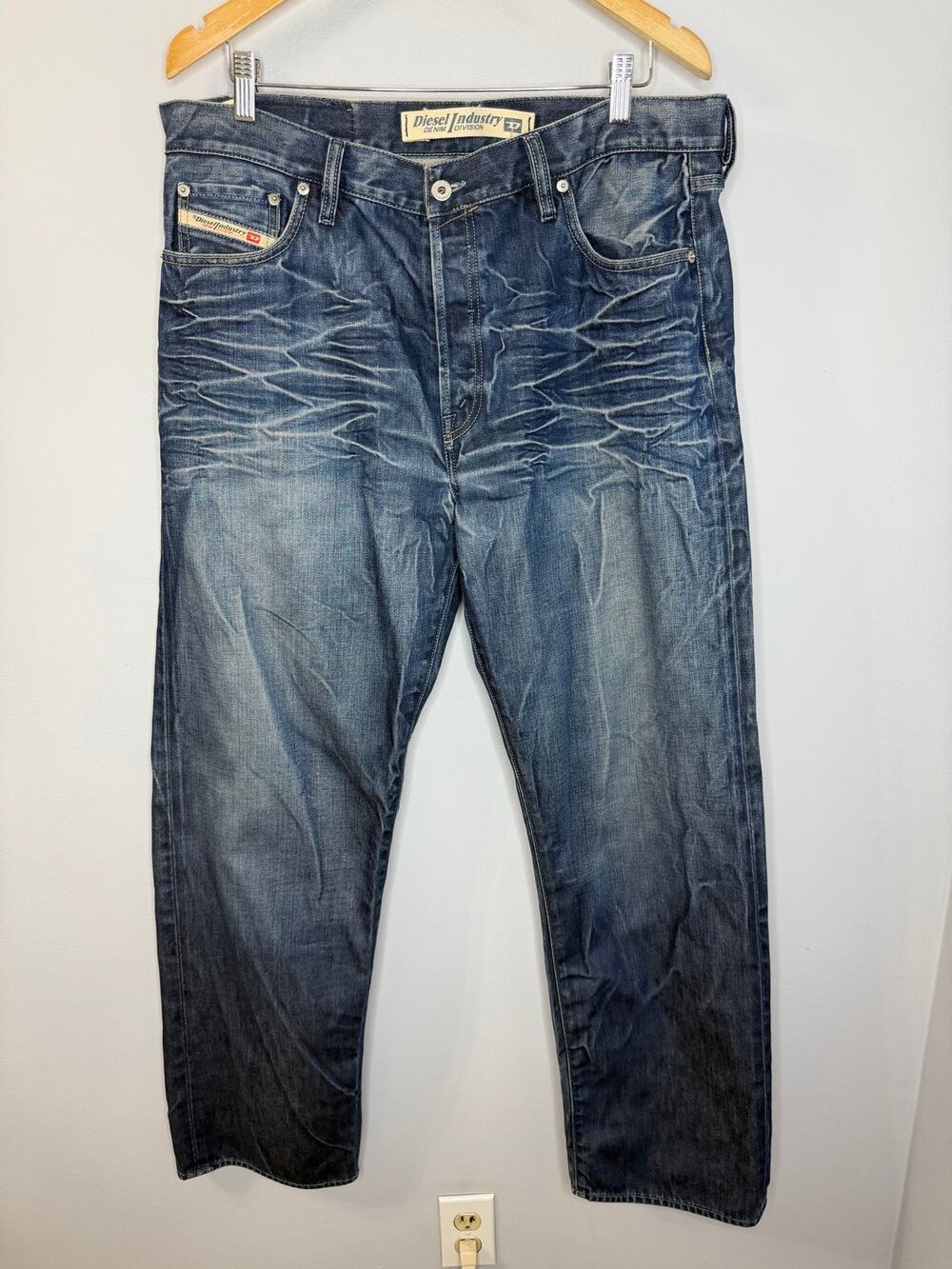 Diesel Larkee Demin Jean Straight Men's 38x33 Blue Cotton Button Fly Made Italy
